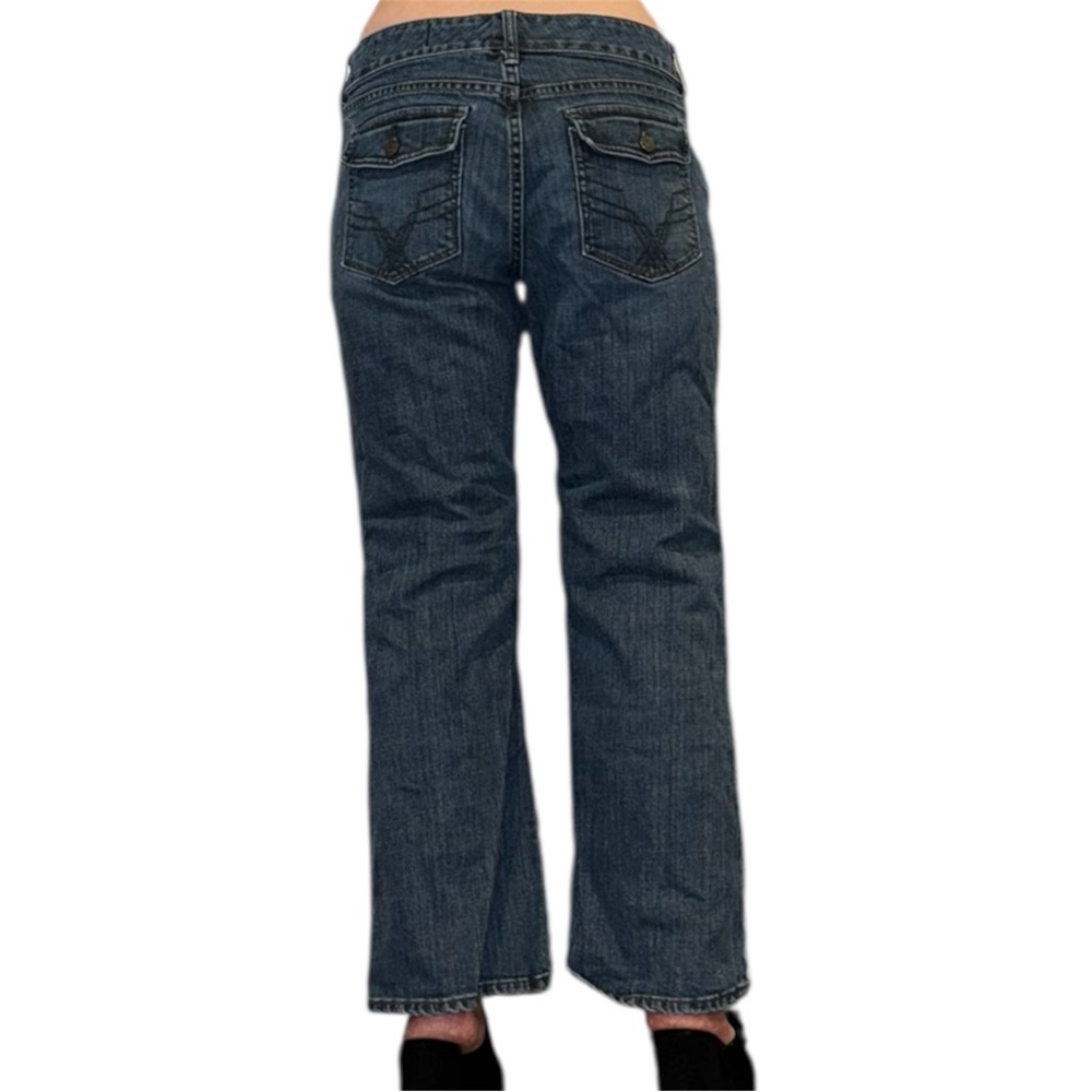 Curvy Stretch High-Rise Straight-Leg GAP Jeans - Picture 3 of 10